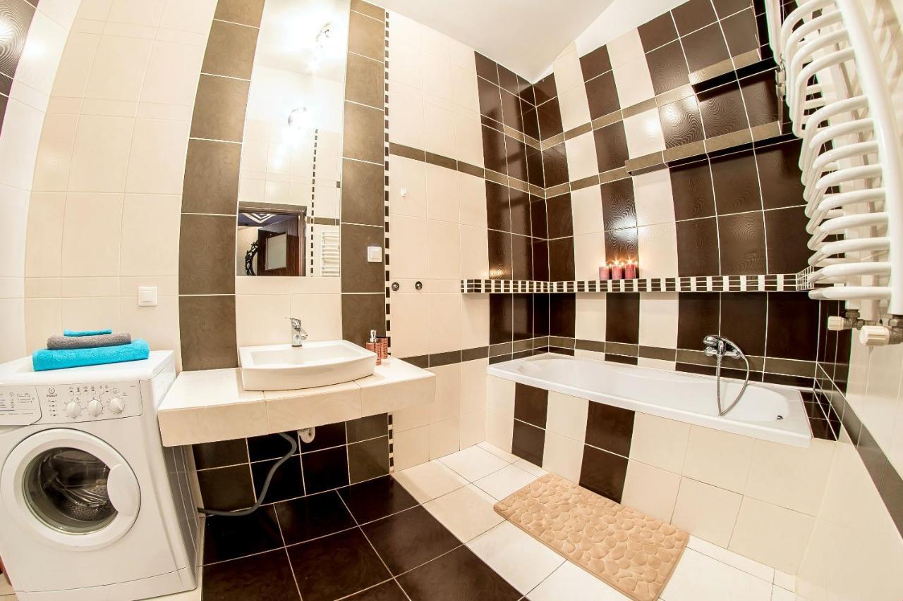 Style Apartment Next To Kazimierz And Old Town + Netflix Krasków Exterior foto